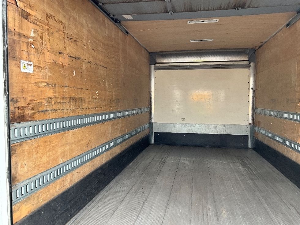 Medium Duty Box Truck-Light and Medium Duty Trucks-International-2020-MV607-Portland-OR-176,229\n\t\tmiles-$ 40,250 - Image 11