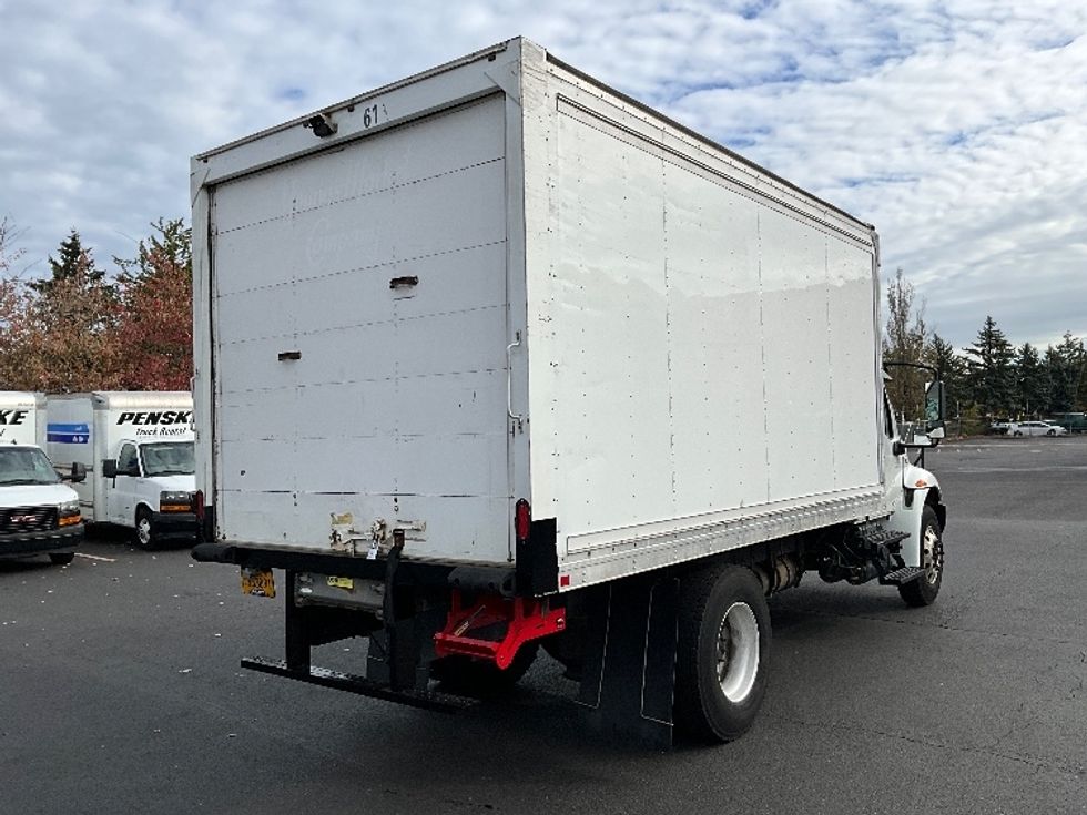 Medium Duty Box Truck-Light and Medium Duty Trucks-International-2020-MV607-Portland-OR-176,229\n\t\tmiles-$ 40,250 - Image 13