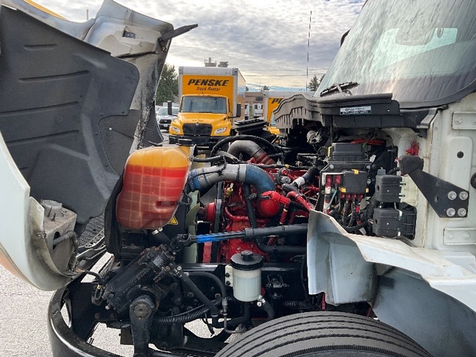 Medium Duty Box Truck-Light and Medium Duty Trucks-International-2020-MV607-Portland-OR-176,229\n\t\tmiles-$ 40,250 - Image 24