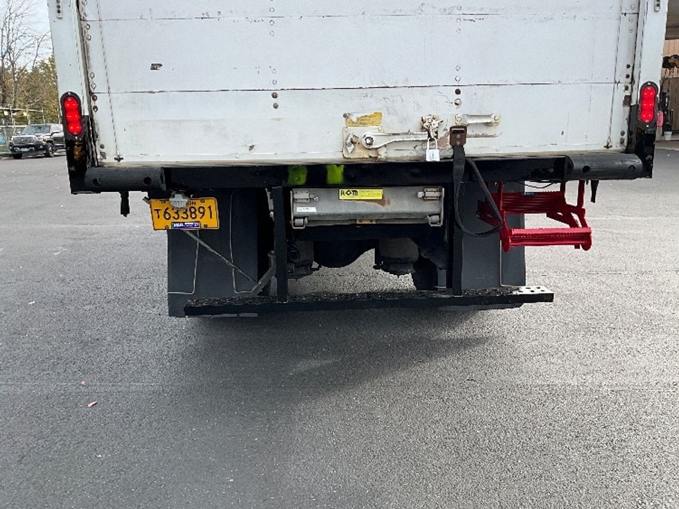 Medium Duty Box Truck-Light and Medium Duty Trucks-International-2020-MV607-Portland-OR-176,229\n\t\tmiles-$ 40,250 - Image 26