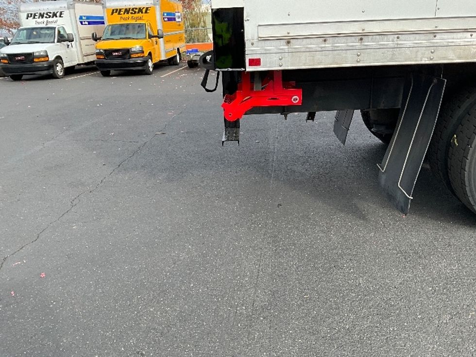 Medium Duty Box Truck-Light and Medium Duty Trucks-International-2020-MV607-Portland-OR-176,229\n\t\tmiles-$ 40,250 - Image 27