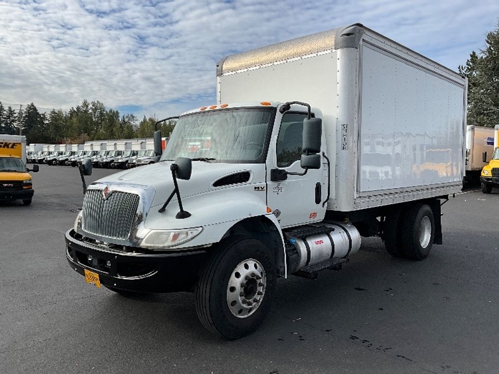 Medium Duty Box Truck-Light and Medium Duty Trucks-International-2020-MV607-Portland-OR-176,229\n\t\tmiles-$ 40,250 - Image 3