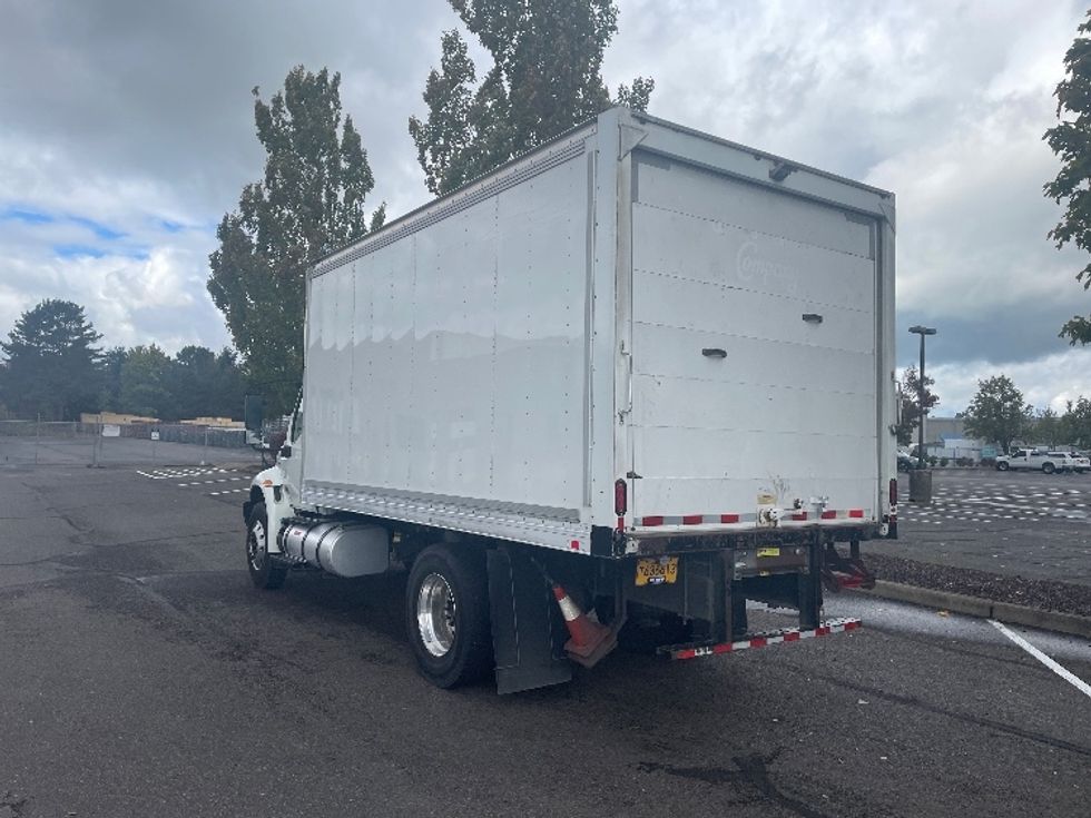Medium Duty Box Truck-Light and Medium Duty Trucks-International-2020-MV607-Portland-OR-176,743\n\t\tmiles-$ 40,000 - Image 6