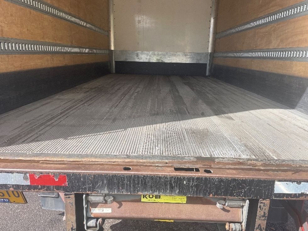 Medium Duty Box Truck-Light and Medium Duty Trucks-International-2020-MV607-Portland-OR-179,249\n\t\tmiles-$ 39,750 - Image 10