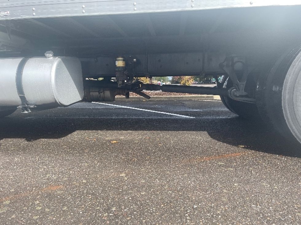 Medium Duty Box Truck-Light and Medium Duty Trucks-International-2020-MV607-Portland-OR-179,249\n\t\tmiles-$ 39,750 - Image 5