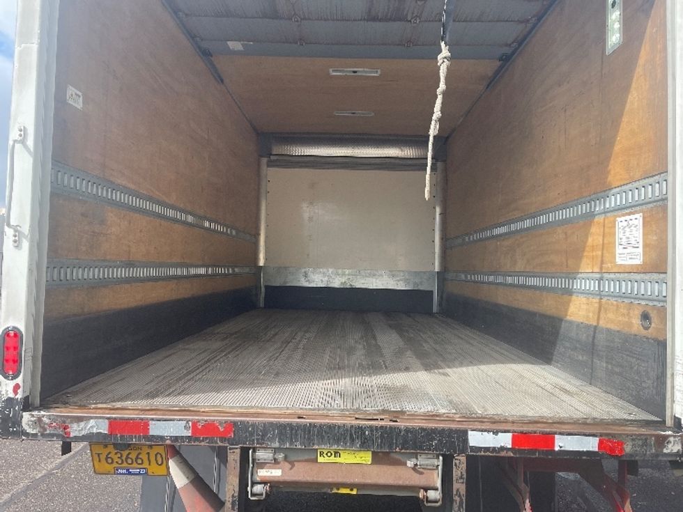 Medium Duty Box Truck-Light and Medium Duty Trucks-International-2020-MV607-Portland-OR-179,249\n\t\tmiles-$ 39,750 - Image 8