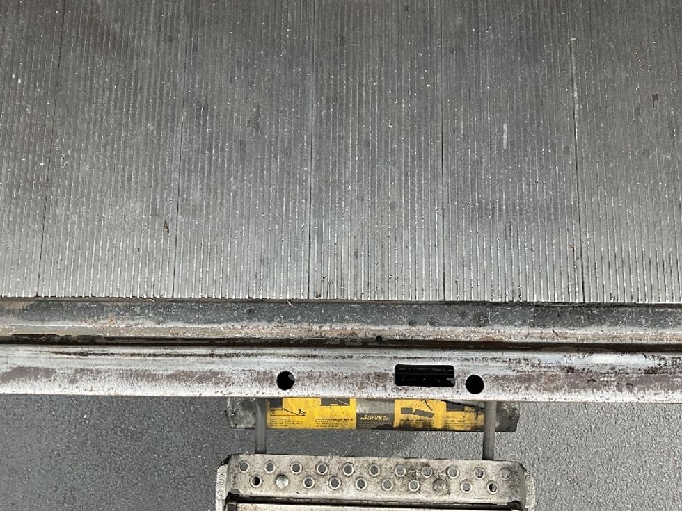 Medium Duty Box Truck-Light and Medium Duty Trucks-International-2020-MV607-Portland-OR-184,200\n\t\tmiles-$ 41,000 - Image 10