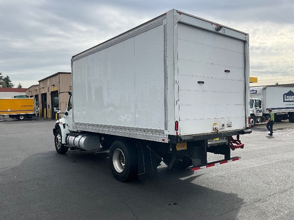 Medium Duty Box Truck-Light and Medium Duty Trucks-International-2020-MV607-Portland-OR-184,200\n\t\tmiles-$ 41,000 - Image 6