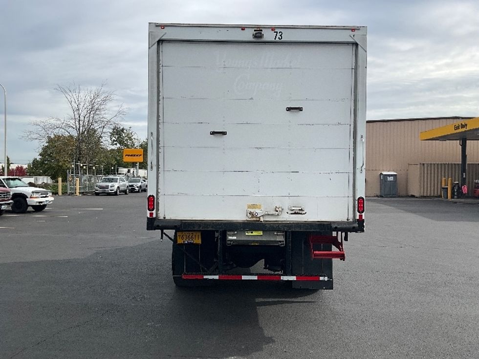 Medium Duty Box Truck-Light and Medium Duty Trucks-International-2020-MV607-Portland-OR-184,200\n\t\tmiles-$ 41,000 - Image 7