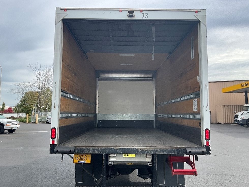 Medium Duty Box Truck-Light and Medium Duty Trucks-International-2020-MV607-Portland-OR-184,200\n\t\tmiles-$ 41,000 - Image 8