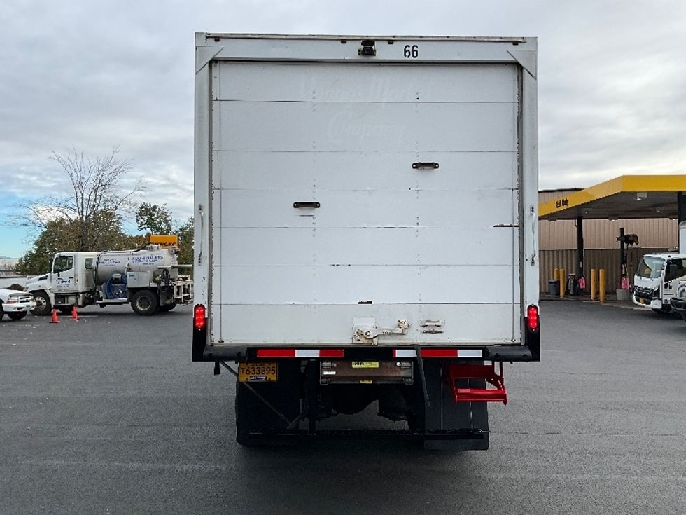 Medium Duty Box Truck-Light and Medium Duty Trucks-International-2020-MV607-Portland-OR-194,523\n\t\tmiles-$ 37,750 - Image 7