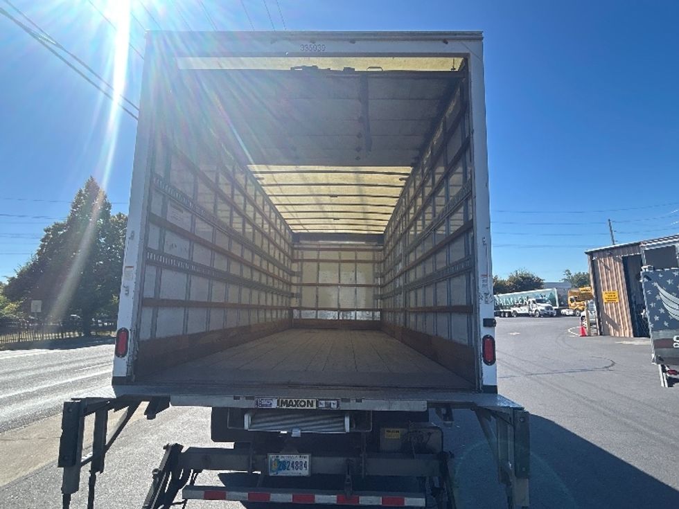 Medium Duty Box Truck-Light and Medium Duty Trucks-International-2020-MV607-Portland-OR-196,361\n\t\tmiles-$ 47,250 - Image 8