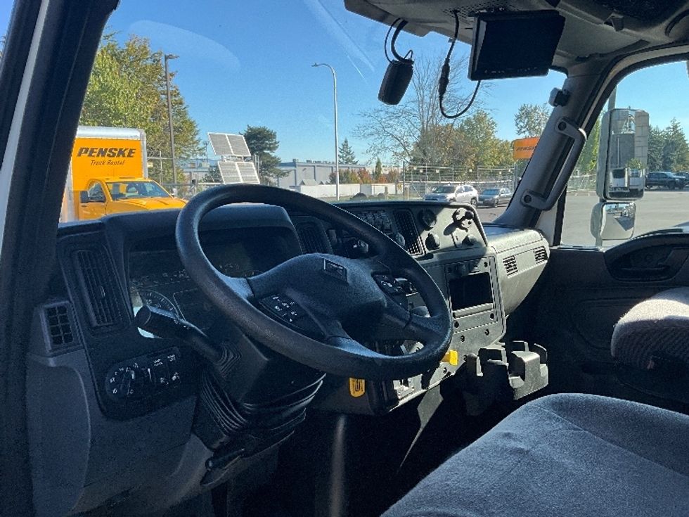 Medium Duty Box Truck-Light and Medium Duty Trucks-International-2020-MV607-Portland-OR-208,365\n\t\tmiles-$ 37,000 - Image 17