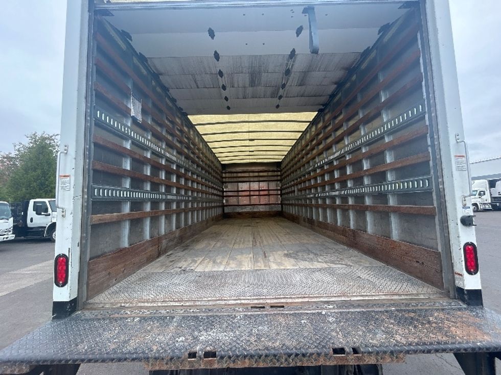 Medium Duty Box Truck-Light and Medium Duty Trucks-International-2020-MV607-Portland-OR-229,009\n\t\tmiles-$ 41,500 - Image 10