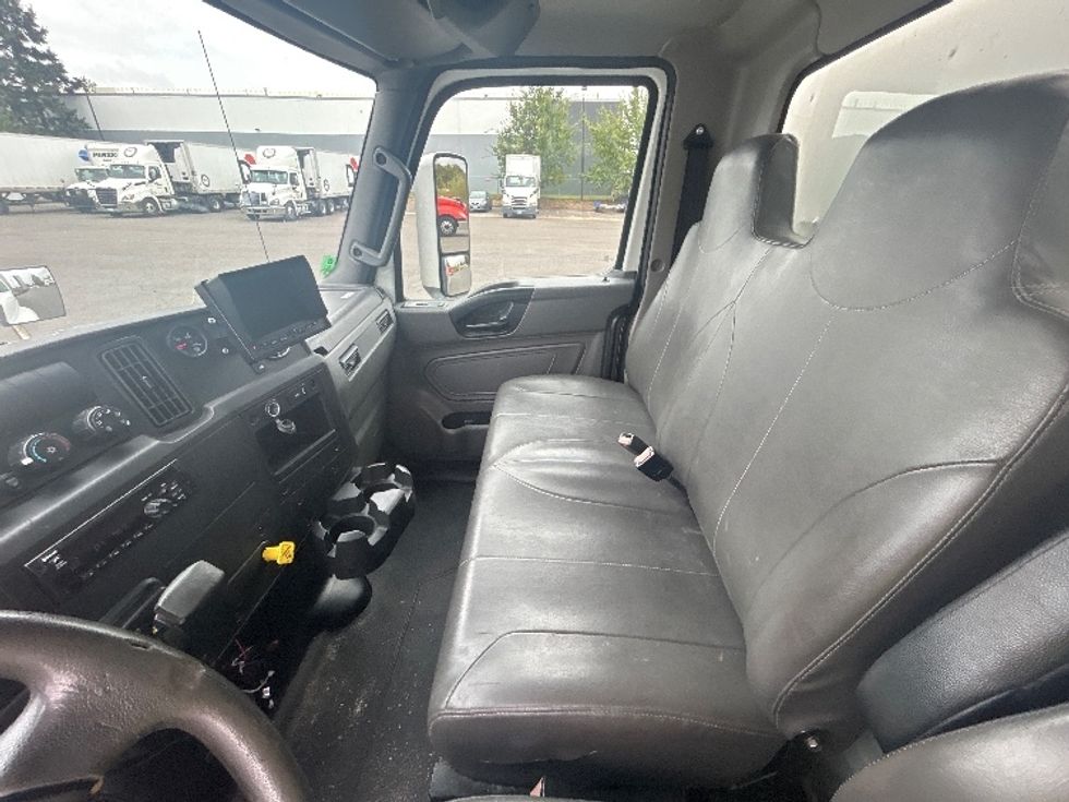 Medium Duty Box Truck-Light and Medium Duty Trucks-International-2020-MV607-Portland-OR-229,009\n\t\tmiles-$ 41,500 - Image 19