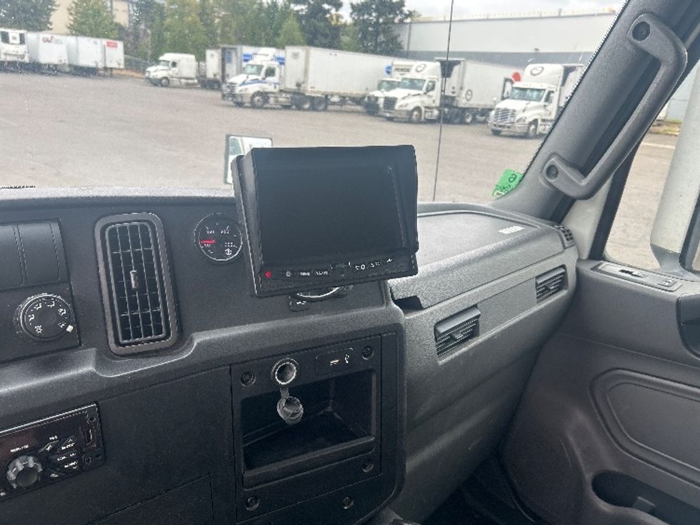 Medium Duty Box Truck-Light and Medium Duty Trucks-International-2020-MV607-Portland-OR-229,009\n\t\tmiles-$ 41,500 - Image 25
