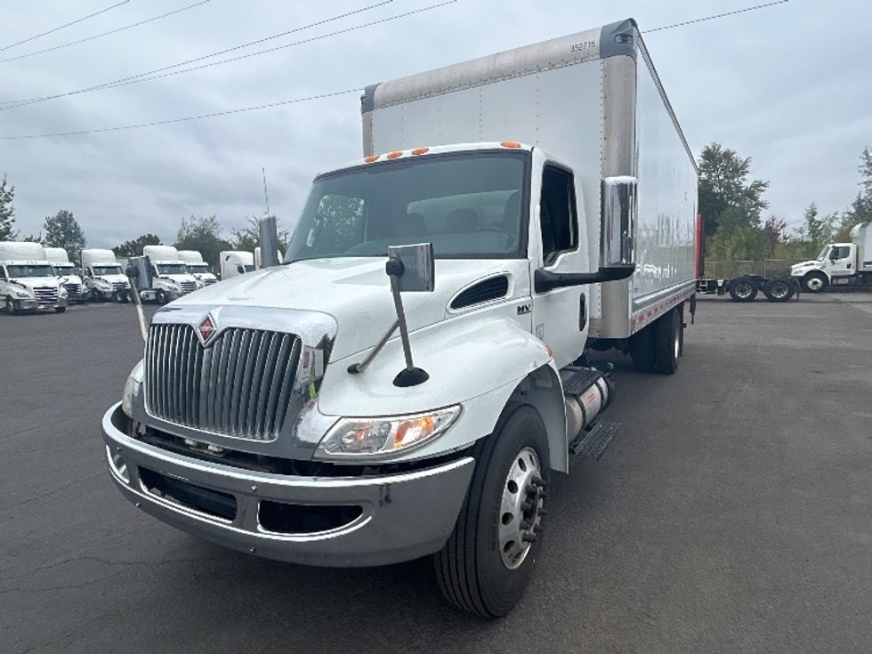 Medium Duty Box Truck-Light and Medium Duty Trucks-International-2020-MV607-Portland-OR-229,009\n\t\tmiles-$ 41,500 - Image 3