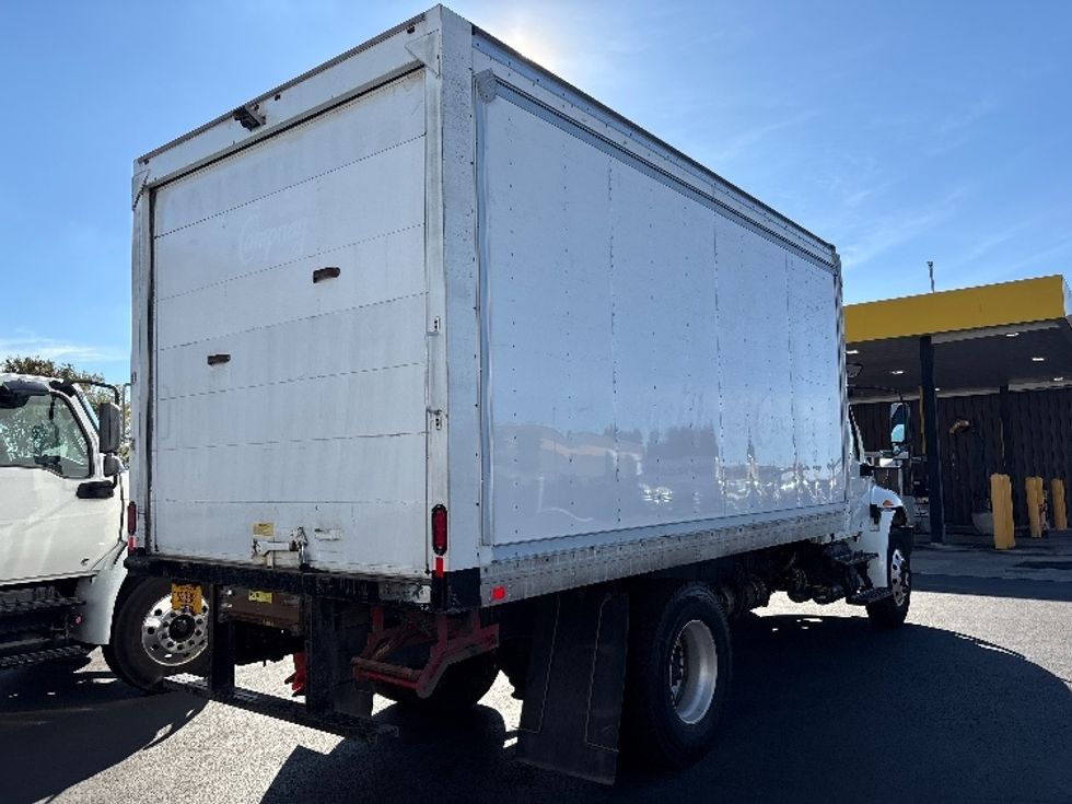 Medium Duty Box Truck-Light and Medium Duty Trucks-International-2020-MV607-Portland-OR-73,648\n\t\tmiles-$ 51,500 - Image 13