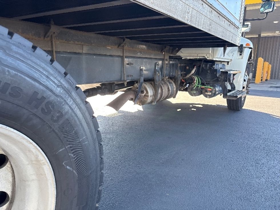 Medium Duty Box Truck-Light and Medium Duty Trucks-International-2020-MV607-Portland-OR-73,648\n\t\tmiles-$ 51,500 - Image 14
