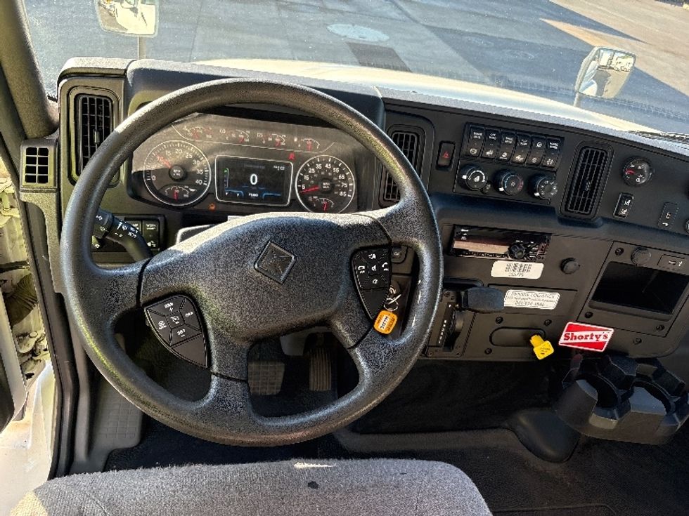 Medium Duty Box Truck-Light and Medium Duty Trucks-International-2020-MV607-Portland-OR-73,648\n\t\tmiles-$ 51,500 - Image 18
