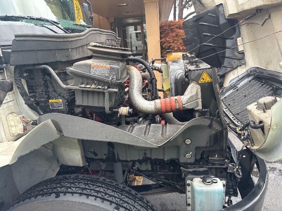 Medium Duty Box Truck-Light and Medium Duty Trucks-International-2020-MV607-Portland-OR-95,853\n\t\tmiles-$ 50,750 - Image 22
