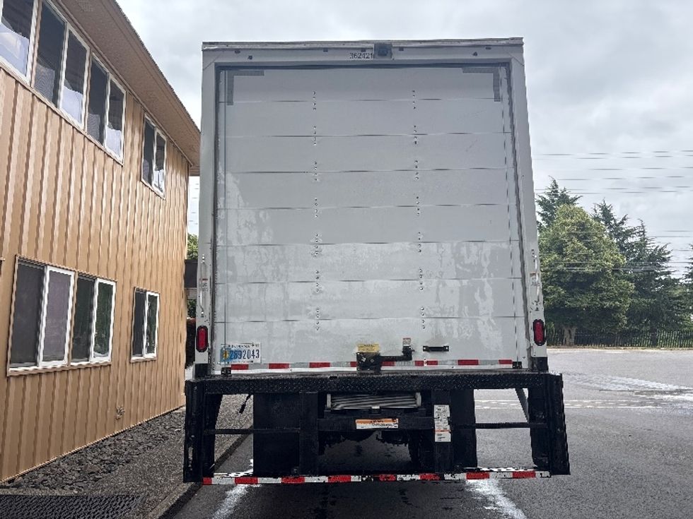 Medium Duty Box Truck-Light and Medium Duty Trucks-International-2020-MV607-Portland-OR-95,853\n\t\tmiles-$ 50,750 - Image 7