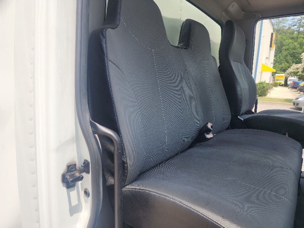 Medium Duty Box Truck-Light and Medium Duty Trucks-International-2020-MV607-Prince George-VA-101,998\n\t\tmiles-$ 58,500 - Image 22