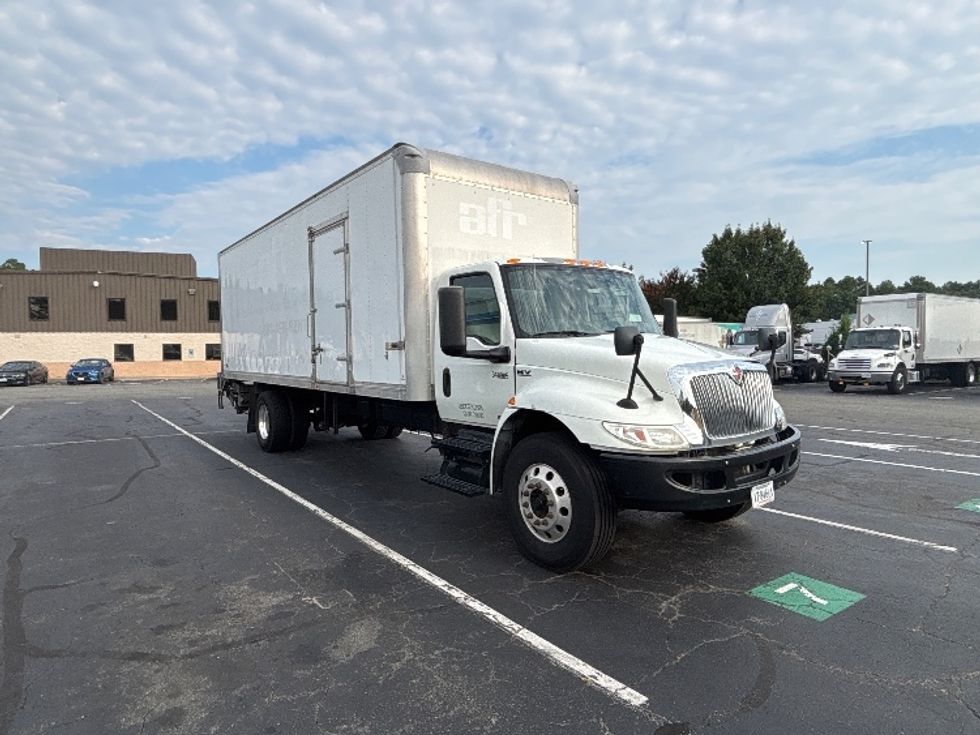 Medium Duty Box Truck-Light and Medium Duty Trucks-International-2020-MV607-Prince George-VA-121,481\n\t\tmiles-$ 59,500 - Image 1