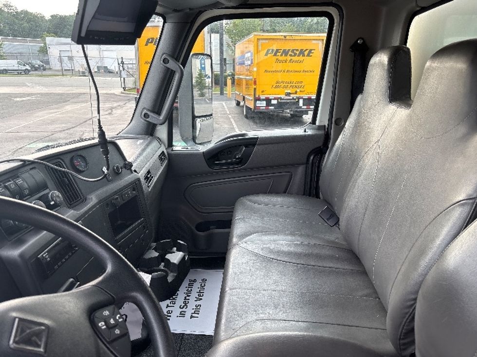 Medium Duty Box Truck-Light and Medium Duty Trucks-International-2020-MV607-Prince George-VA-121,481\n\t\tmiles-$ 59,500 - Image 19