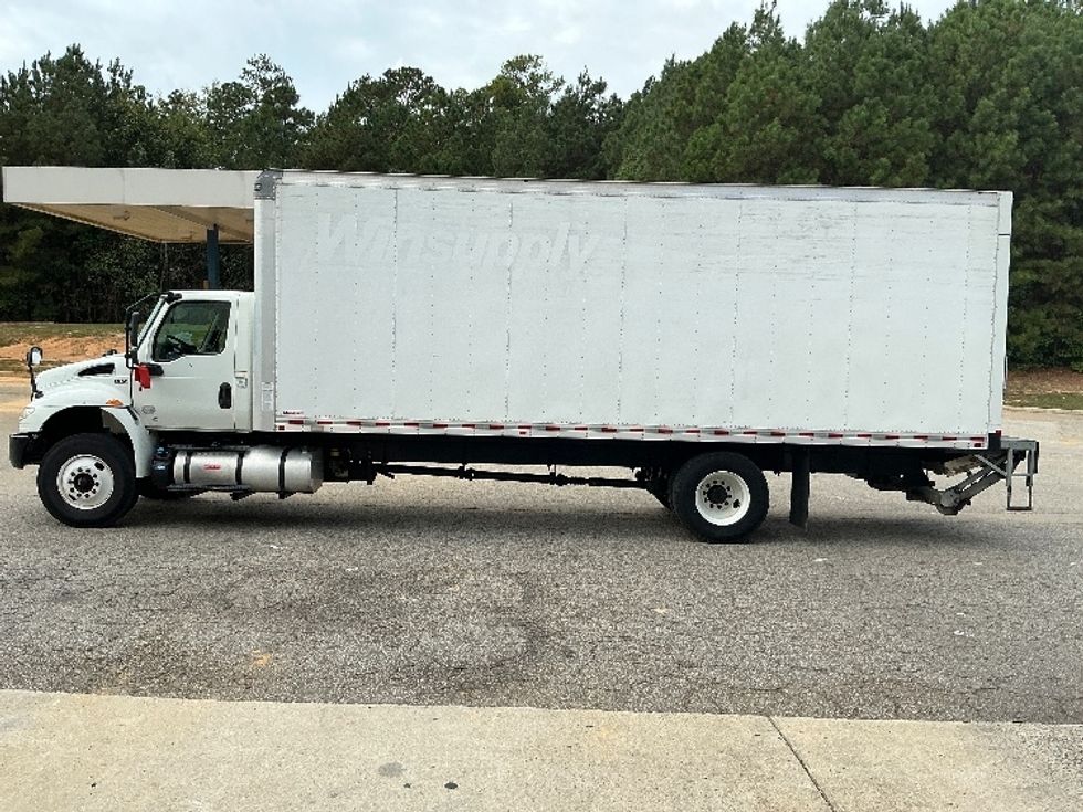 Medium Duty Box Truck-Light and Medium Duty Trucks-International-2020-MV607-Prince George-VA-140,176\n\t\tmiles-$ 58,750 - Image 4
