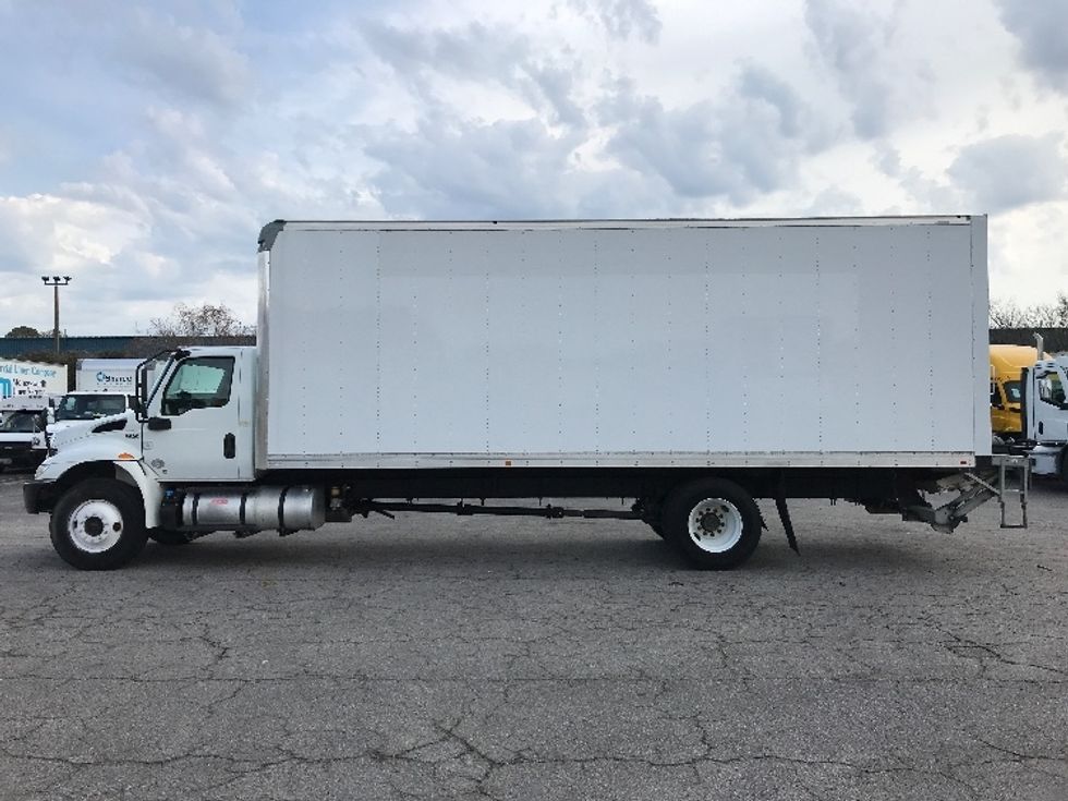 Medium Duty Box Truck-Light and Medium Duty Trucks-International-2020-MV607-Prince George-VA-155,278\n\t\tmiles-$ 54,250 - Image 4