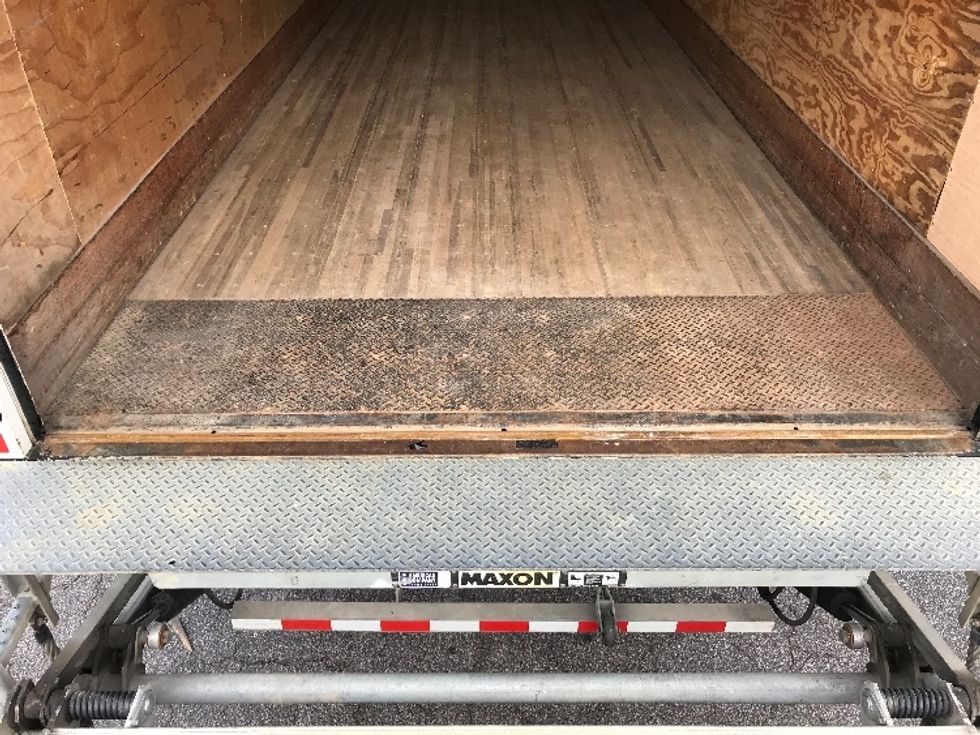 Medium Duty Box Truck-Light and Medium Duty Trucks-International-2020-MV607-Prince George-VA-155,278\n\t\tmiles-$ 54,250 - Image 10