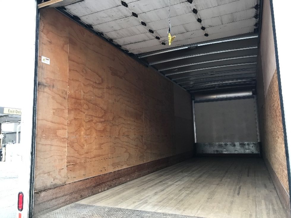 Medium Duty Box Truck-Light and Medium Duty Trucks-International-2020-MV607-Prince George-VA-155,278\n\t\tmiles-$ 54,250 - Image 11