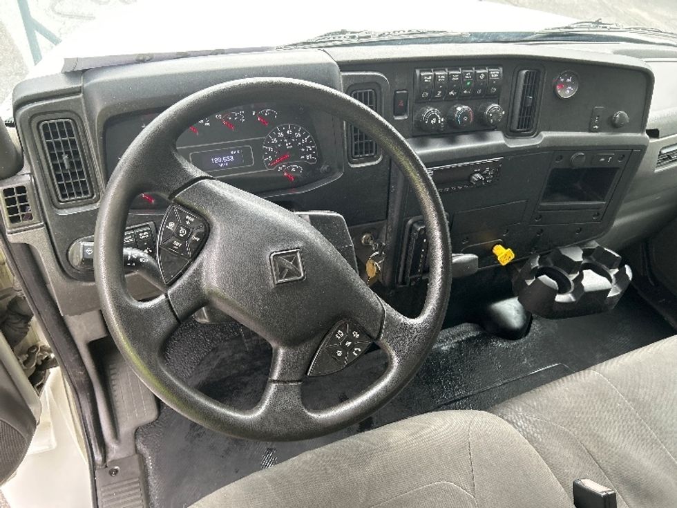 Medium Duty Box Truck-Light and Medium Duty Trucks-International-2020-MV607-Prince George-VA-188,633\n\t\tmiles-$ 42,750 - Image 18