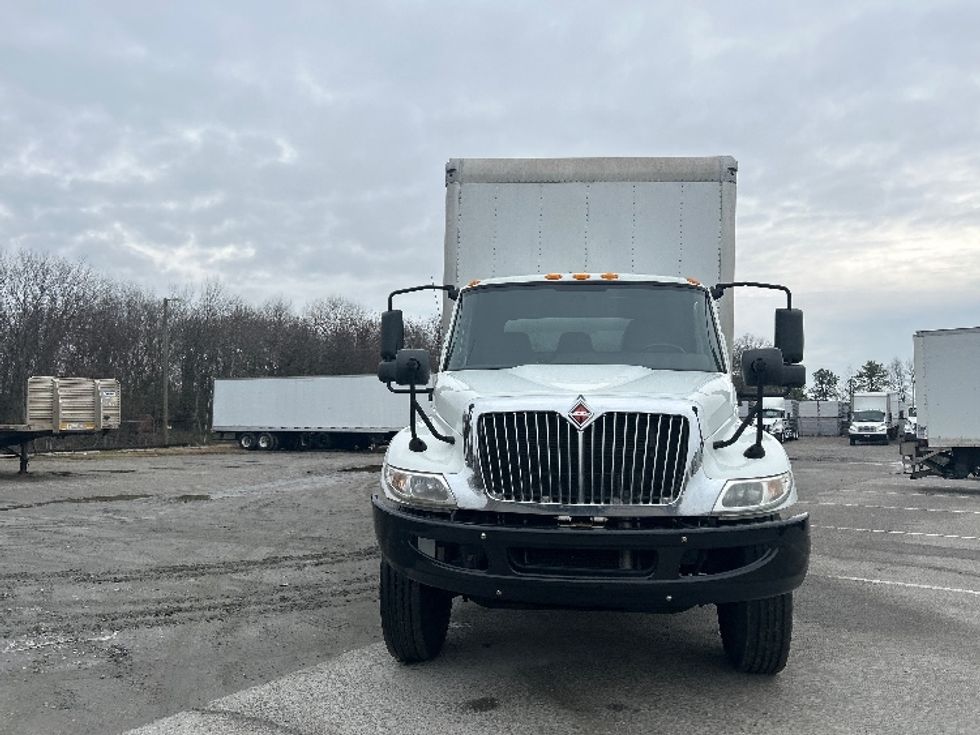 Medium Duty Box Truck-Light and Medium Duty Trucks-International-2020-MV607-Prince George-VA-204,887\n\t\tmiles-$ 33,500 - Image 2