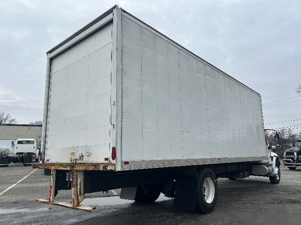 Medium Duty Box Truck-Light and Medium Duty Trucks-International-2020-MV607-Prince George-VA-204,887\n\t\tmiles-$ 33,500 - Image 13