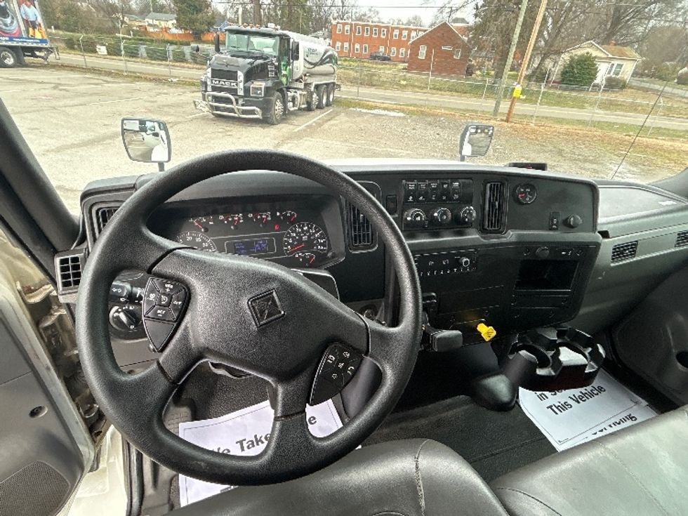 Medium Duty Box Truck-Light and Medium Duty Trucks-International-2020-MV607-Prince George-VA-204,887\n\t\tmiles-$ 33,500 - Image 18