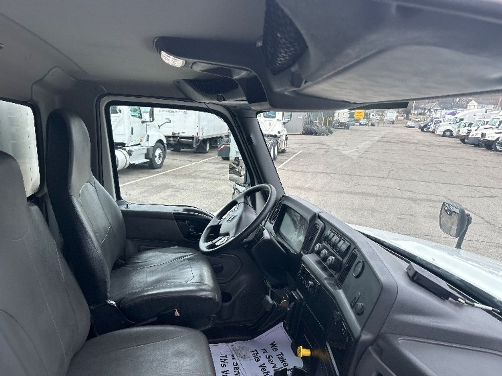 Medium Duty Box Truck-Light and Medium Duty Trucks-International-2020-MV607-Prince George-VA-204,887\n\t\tmiles-$ 33,500 - Image 22