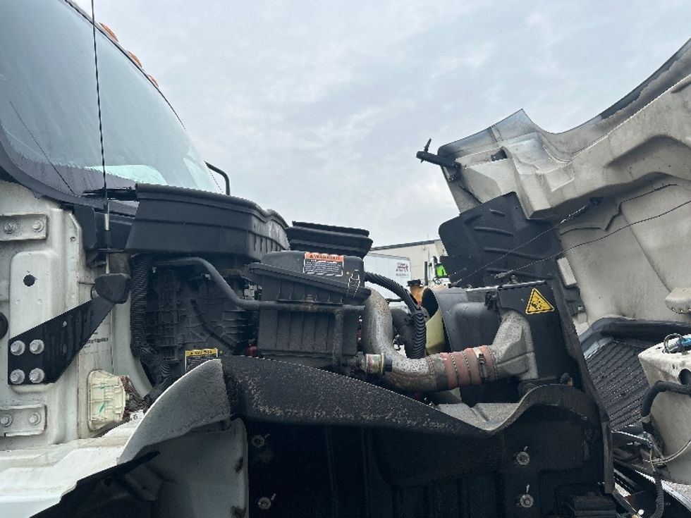 Medium Duty Box Truck-Light and Medium Duty Trucks-International-2020-MV607-Prince George-VA-204,887\n\t\tmiles-$ 33,500 - Image 24