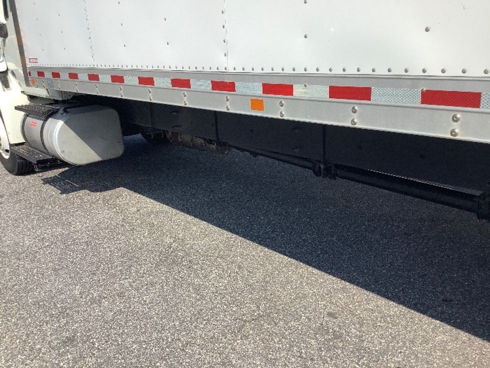 Medium Duty Box Truck-Light and Medium Duty Trucks-International-2020-MV607-Prince George-VA-220,964\n\t\tmiles-$ 47,250 - Image 4