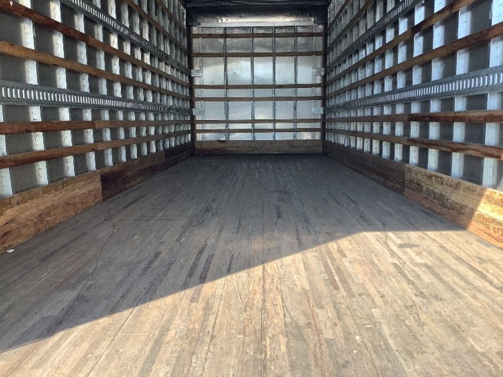 Medium Duty Box Truck-Light and Medium Duty Trucks-International-2020-MV607-Prince George-VA-220,964\n\t\tmiles-$ 47,250 - Image 8
