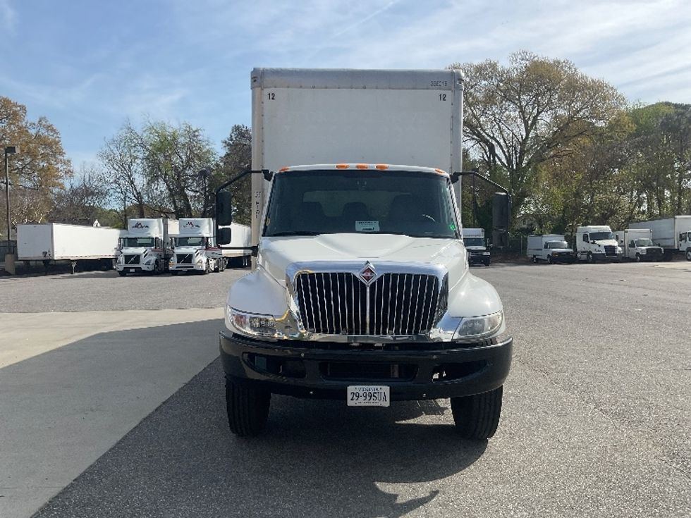 Medium Duty Box Truck-Light and Medium Duty Trucks-International-2020-MV607-Prince George-VA-267,146\n\t\tmiles-$ 35,000 - Image 2