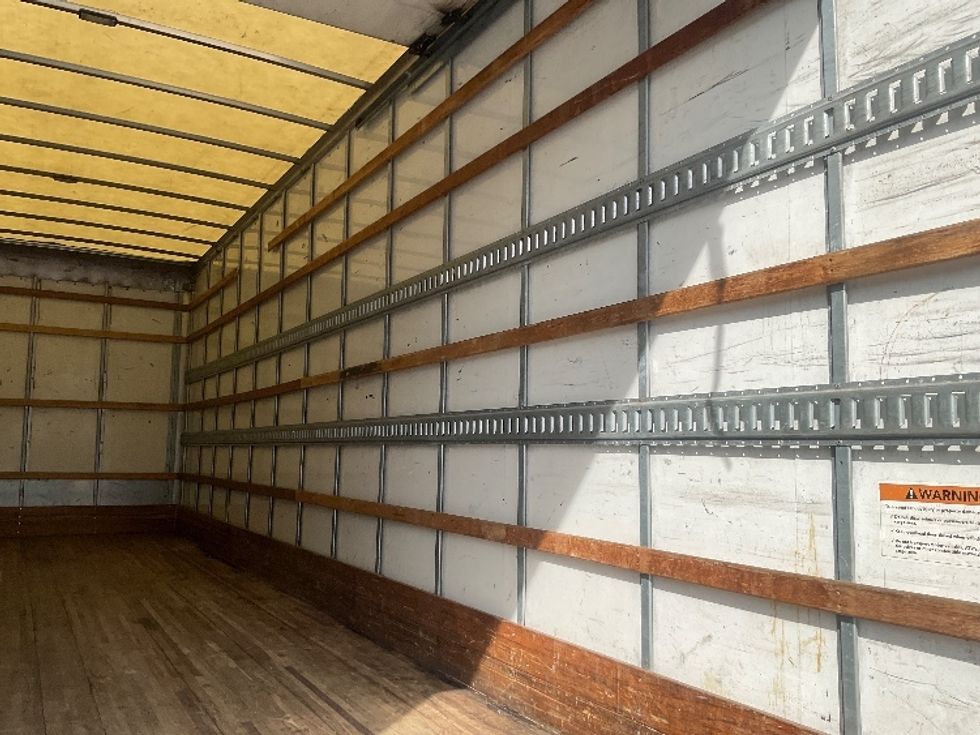 Medium Duty Box Truck-Light and Medium Duty Trucks-International-2020-MV607-Prince George-VA-267,146\n\t\tmiles-$ 35,000 - Image 12