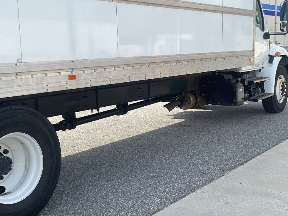 Medium Duty Box Truck-Light and Medium Duty Trucks-International-2020-MV607-Prince George-VA-267,146\n\t\tmiles-$ 35,000 - Image 14