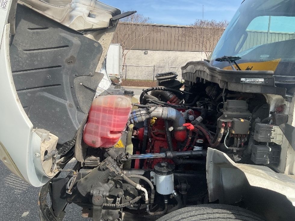 Medium Duty Box Truck-Light and Medium Duty Trucks-International-2020-MV607-Prince George-VA-267,146\n\t\tmiles-$ 35,000 - Image 24