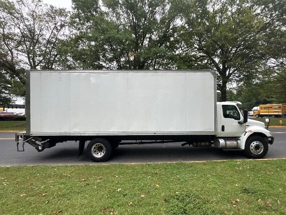 Medium Duty Box Truck-Light and Medium Duty Trucks-International-2020-MV607-Reading-PA-171,247\n\t\tmiles-$ 50,500 - Image 15