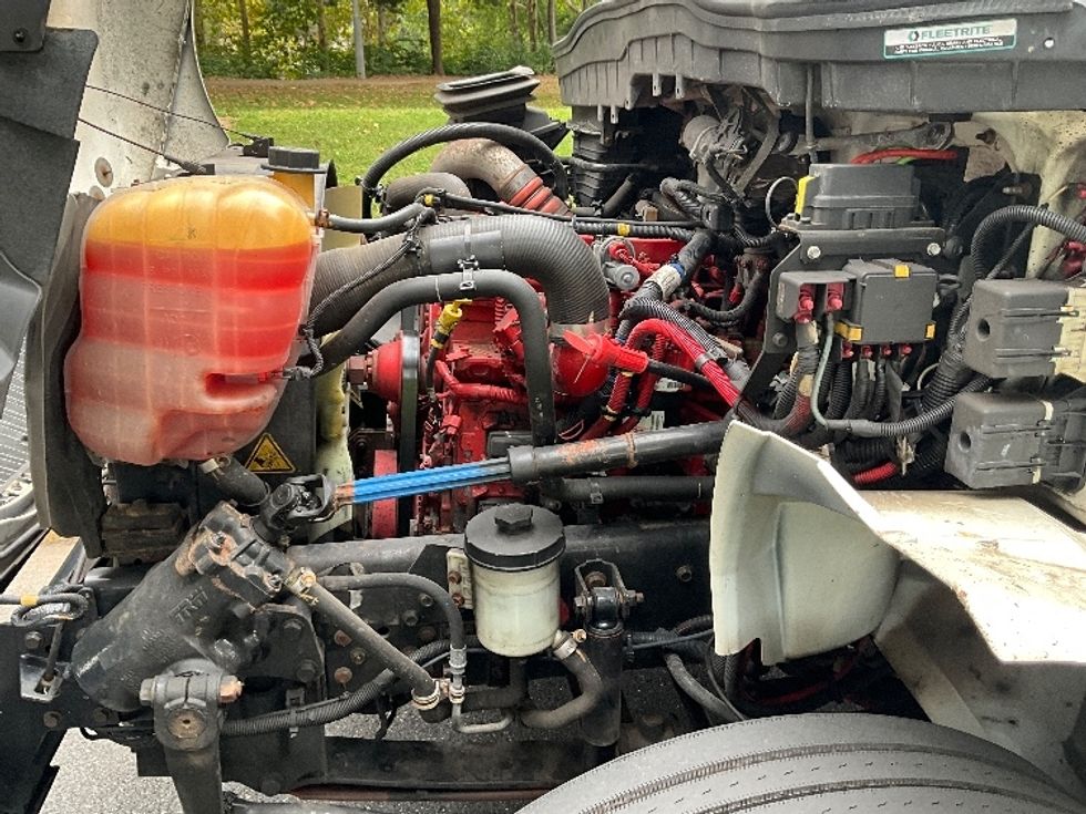 Medium Duty Box Truck-Light and Medium Duty Trucks-International-2020-MV607-Reading-PA-171,247\n\t\tmiles-$ 50,500 - Image 24