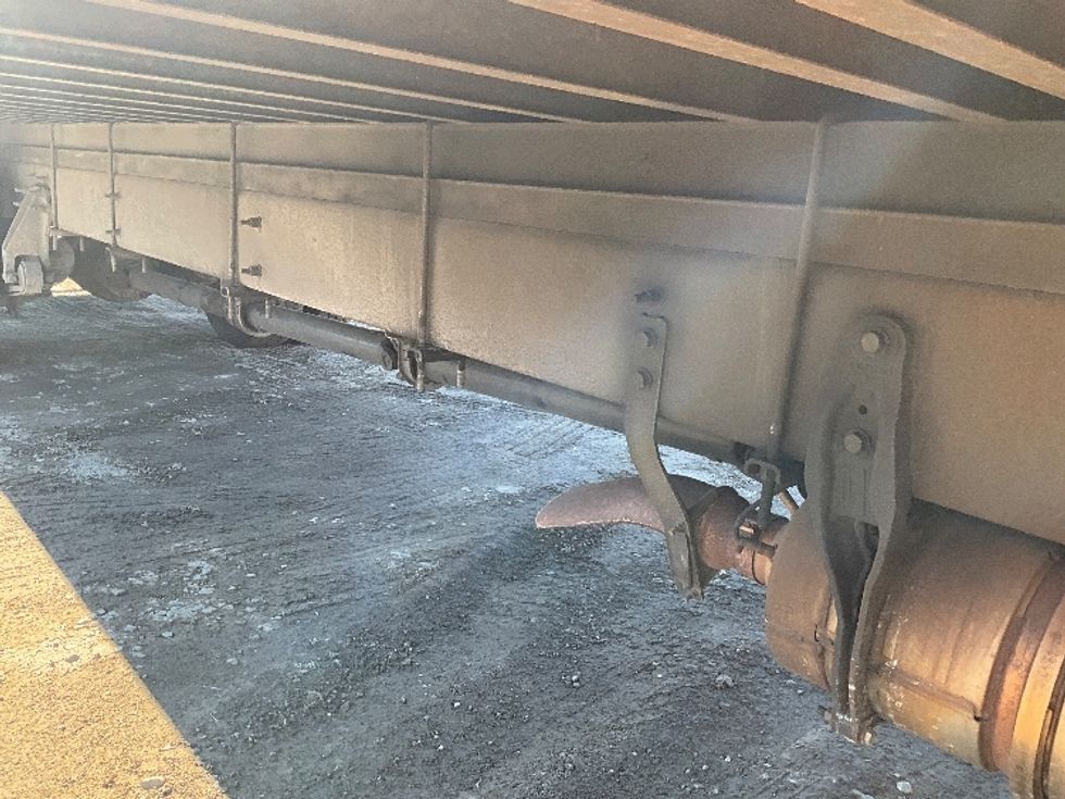 Medium Duty Box Truck-Light and Medium Duty Trucks-International-2020-MV607-Reading-PA-263,193\n\t\tmiles-$ 35,000 - Image 14