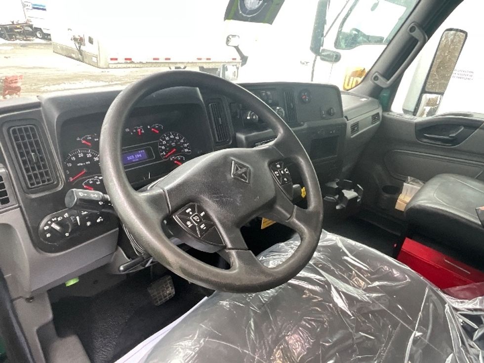 Medium Duty Box Truck-Light and Medium Duty Trucks-International-2020-MV607-Reading-PA-265,544\n\t\tmiles-$ 36,000 - Image 17