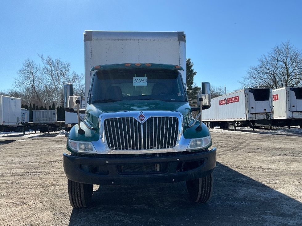 Medium Duty Box Truck-Light and Medium Duty Trucks-International-2020-MV607-Reading-PA-265,544\n\t\tmiles-$ 36,000 - Image 2